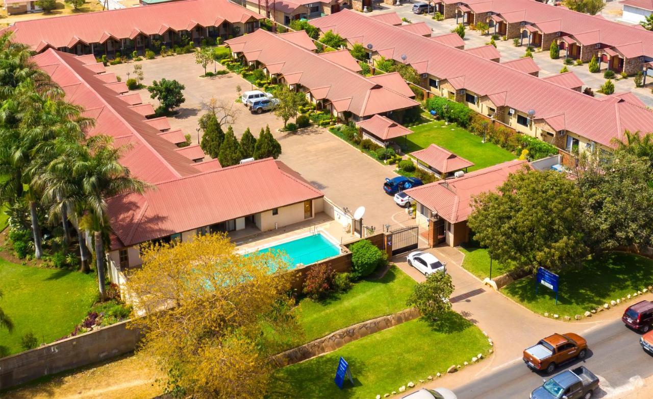 Shakespeare Court Serviced Apartments لوساكا المظهر الخارجي الصورة