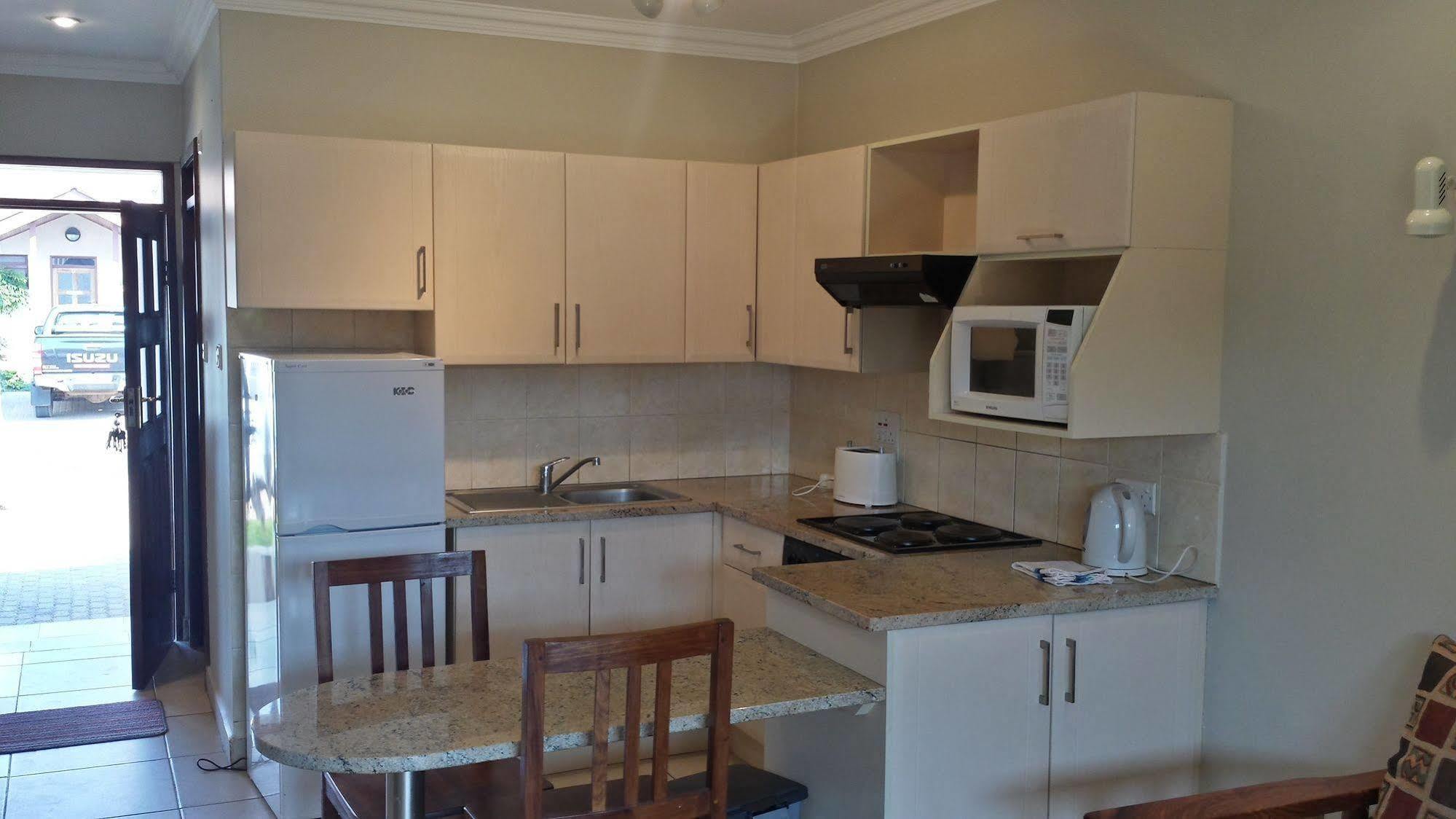 Shakespeare Court Serviced Apartments لوساكا المظهر الخارجي الصورة