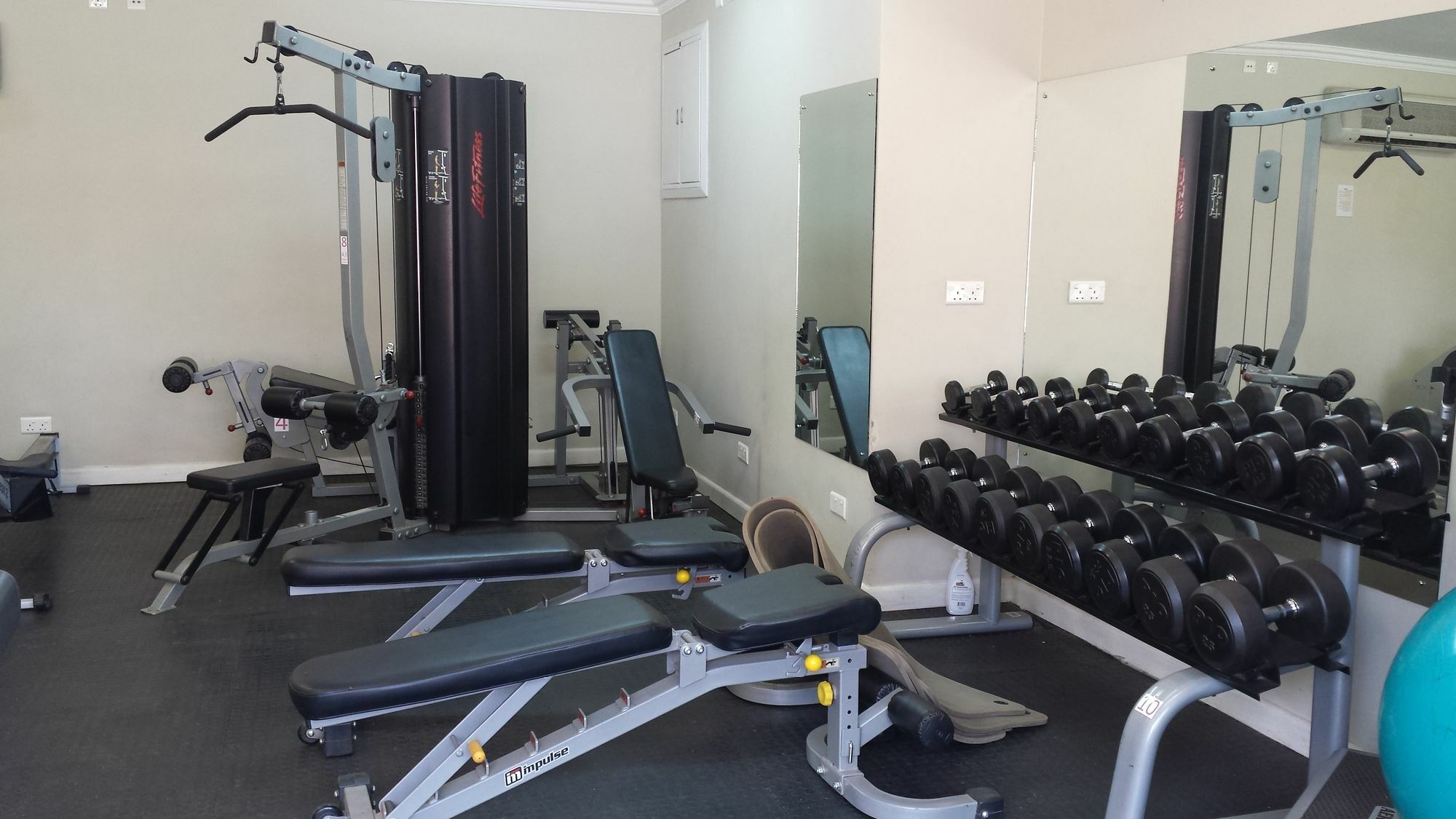 Shakespeare Court Serviced Apartments لوساكا المظهر الخارجي الصورة